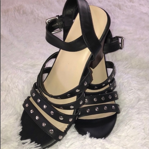 🇺🇸 New Torrid Black Heels w/Straps, Size 8. - Picture 2 of 8